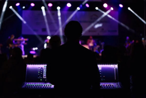 How to Build a DJ Press kit